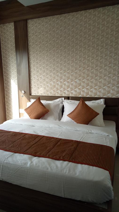 Swati Svasti 3B Hotel Dwārka Bagian luar foto