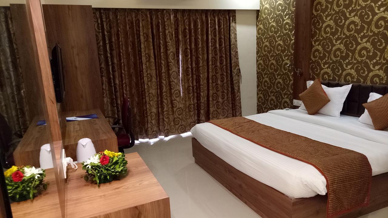 Swati Svasti 3B Hotel Dwārka Bagian luar foto